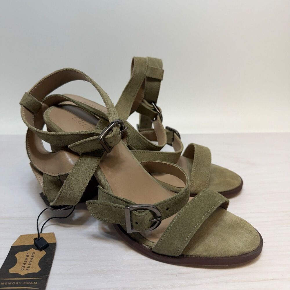 NWT Crevo Womens Size 7.5 Suede Leather Hules‎ Strappy Sage Green